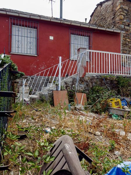 Foto 141641d3-cc78-4ba1-a281-016d65c8fafa. Casa amb calefacció a Toreno