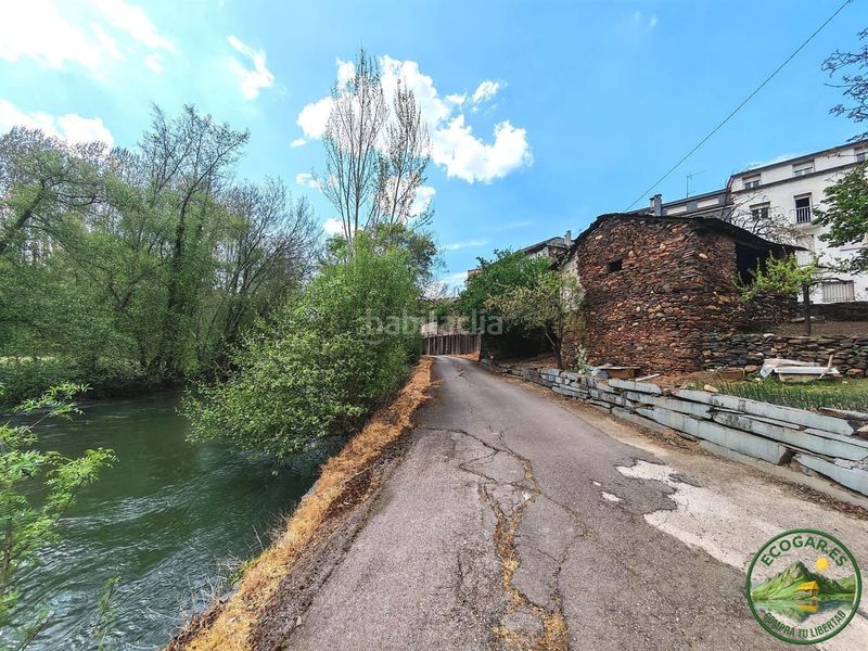 Foto dddd1d42-e6f4-446e-9e47-f9252f7397ff. Casa adossada a Puente de Domingo Flórez