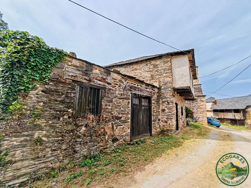 Foto 25615e26-3d9b-4743-bc4c-6cdb3c289e4a. Casa adossada a Borrenes