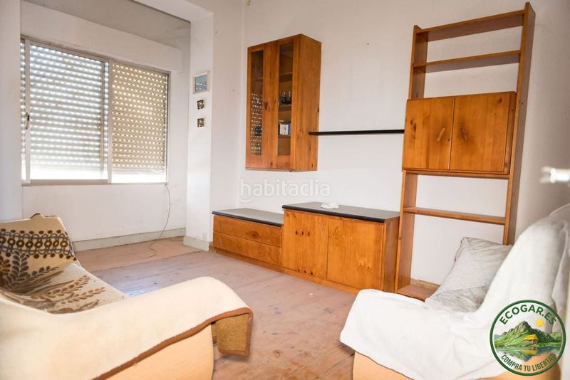 Foto 5c9caae7-4245-4be3-8c5c-745bed2a068e. Casa adossada amb calefacció a Villadecanes