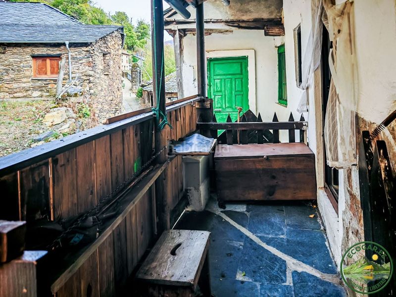 Foto 0ea4b0f7-9864-4af8-b945-7bdca49841ac. Chalet con riscaldamento in Área Rural Sur Ponferrada