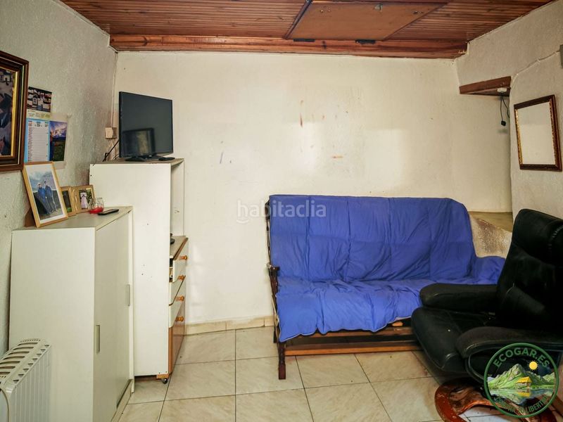 Foto 390bb84e-98e0-4cd8-917b-bf3e9292a3e3. Chalet con riscaldamento in Área Rural Sur Ponferrada