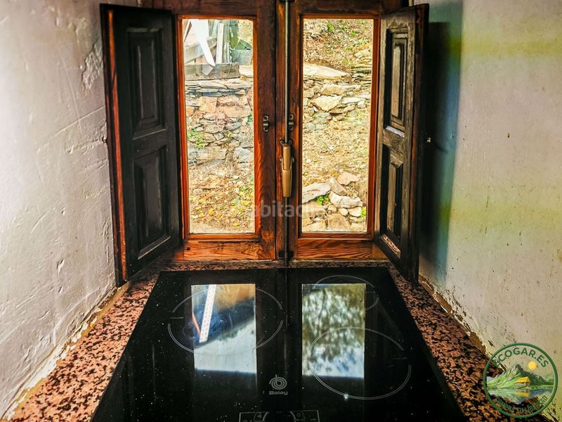 Foto d532e178-e878-463e-9c57-29dc24cf3dd9. Chalet con riscaldamento in Área Rural Sur Ponferrada