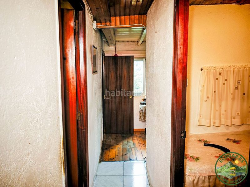 Foto ecb0dc81-8e09-43a7-bdb1-c8f770cb909b. Chalet con riscaldamento in Área Rural Sur Ponferrada