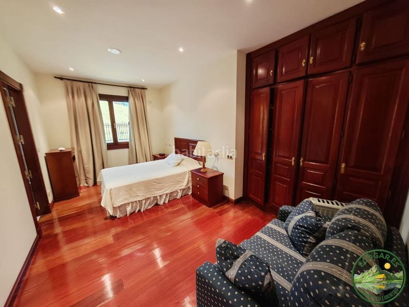 Foto 68de00b9-88f0-46b9-b14b-a5d4bcb6388e. Chalet con riscaldamento in Nava