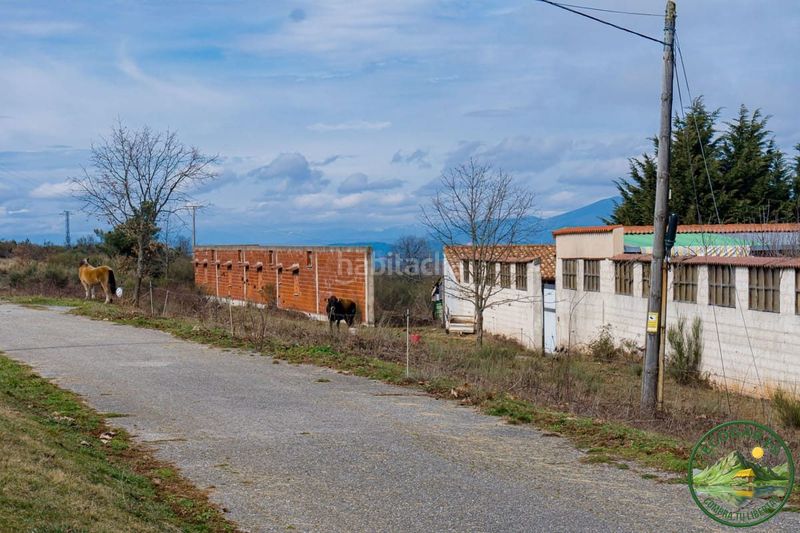 Foto 555965d5-5777-4c76-99e8-75da84ca1ab2. Casa amb calefacció aparcament piscina a Villagatón