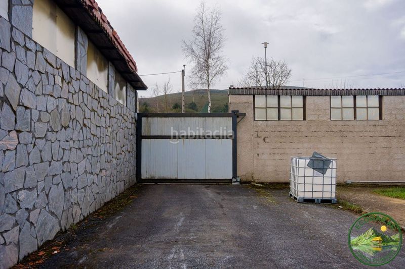 Foto e13eb30c-03ae-453f-b752-87e95d244739. Casa amb calefacció aparcament piscina a Villagatón