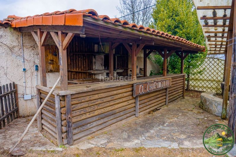 Foto e9f3d23c-4d4d-452e-a087-0e689f9797cc. Casa amb calefacció aparcament piscina a Villagatón
