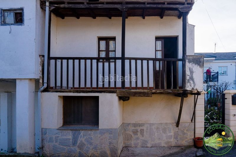 Foto 126e62b2-501d-43e2-aee7-460fabc5f096. Chalet in Villafranca del Bierzo