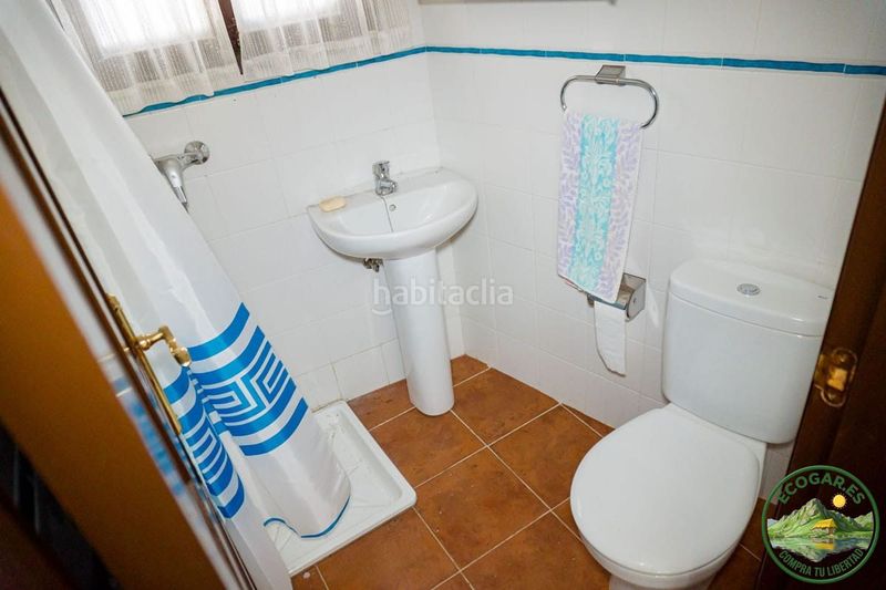 Foto 2e5cdea6-b0ca-42e3-bd30-d3564c968fb2. Chalet in Villafranca del Bierzo