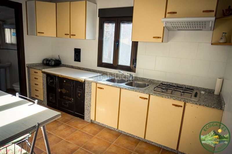 Foto f5c0fcd5-e724-4885-8253-c037250cf0ff. Chalet in Villafranca del Bierzo