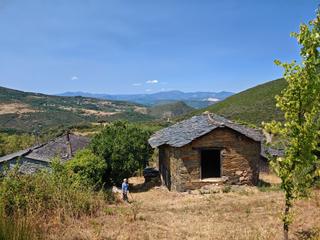 Mas à Borrenes. Casa de piedra con alma de refugio en la montaña