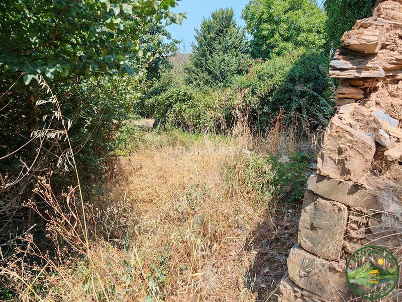 Foto efe9a3aa-edd2-461b-b6ff-73204a03c07f. Casa adossada a Toreno