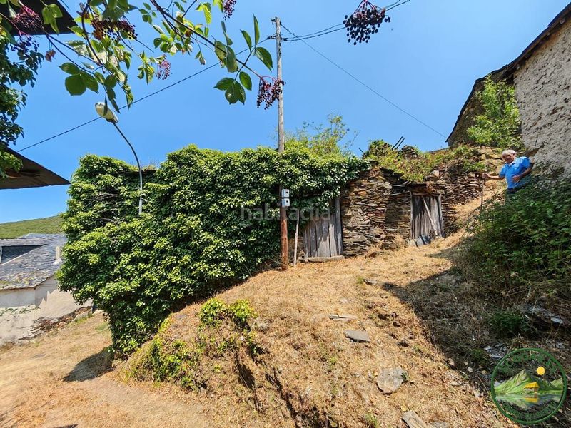 Foto 9c3fc02d-9042-4eb7-b470-f30d423e1411. Casa adossada a Borrenes