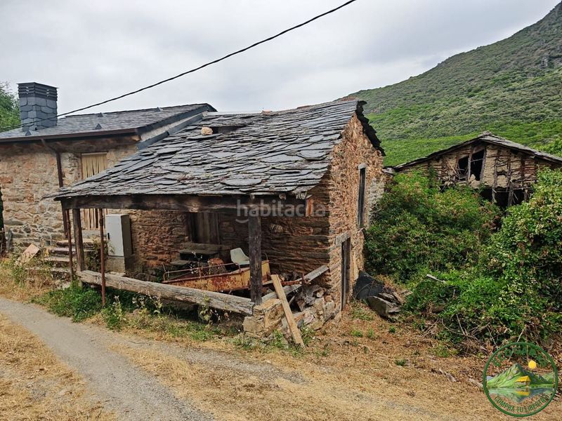 Foto 15112c6f-4064-4729-a1a1-acd17313f1d1. Casa adossada a Borrenes