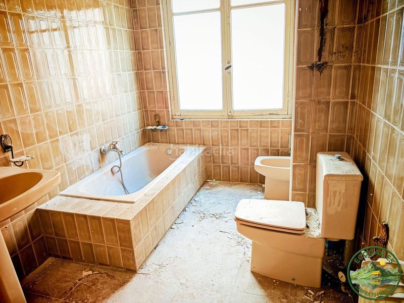Foto b1e27982-024d-406c-92a9-dcb27d9d4083. Flat with heating in Flores de Sil - La Placa Ponferrada