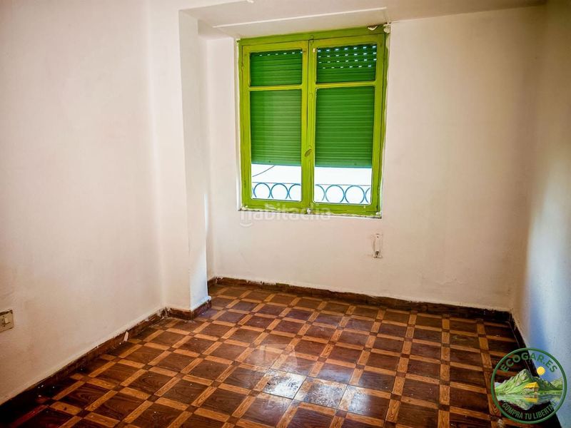 Foto f7a91560-d972-4f9e-ae3e-97bdb2801c34. Flat with heating in Flores de Sil - La Placa Ponferrada