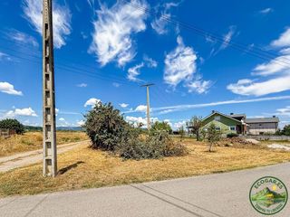 Wohngrundstück in Carracedelo. Se vende finca urbana en villanueva, carracedelo