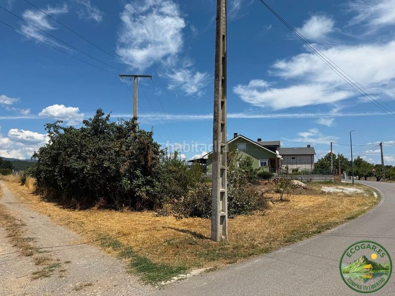 Foto a9671cbf-062d-4b77-bf5c-987d969192e3. Terreny residencial a Carracedelo