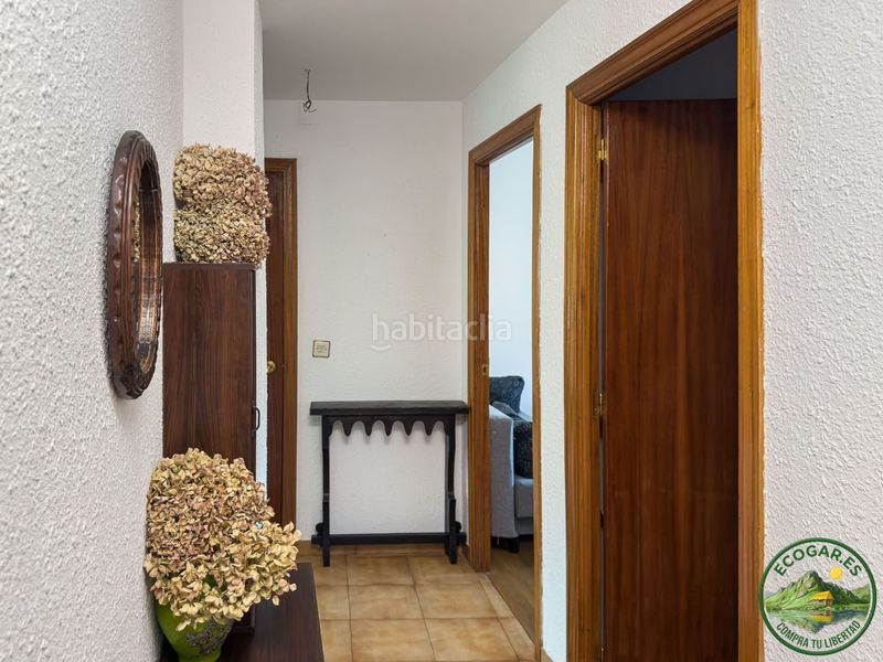 Foto 57f9aaa8-e541-4b4c-8135-9106abdfc679. Edificio in Toreno