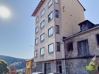 Gebäude  Calle otero. Edificio completo en toreno
