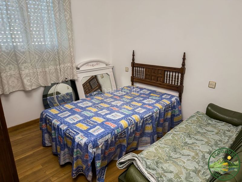 Foto ad60a03e-3bd5-4cf8-87b4-504f070e9a8e. Edificio in Toreno