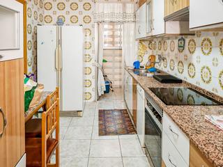 Appartement  Monasterio de carracedo. Se vende amplsimo piso en la zona alta de ponferrada