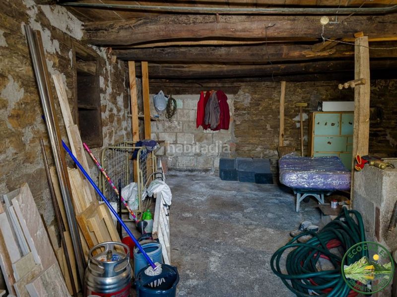 Foto 098ca1a6-da8b-4e59-b4f1-2e916ce8a0f0. Casa amb calefacció a Barjas