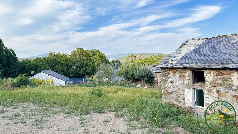 Foto a3dfaafa-c6e6-4a18-ab82-033722b25e23. Casa amb calefacció a Barjas