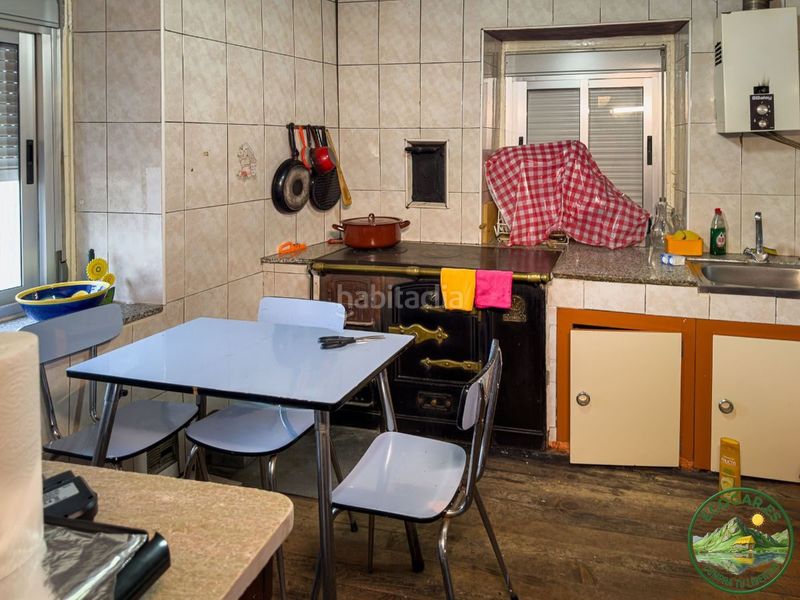 Foto db7edb09-6e73-4092-b01b-143edaeed2b8. Casa amb calefacció a Barjas