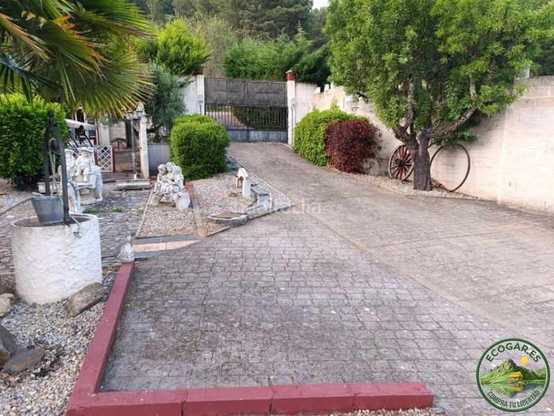 Foto c507059e-99d7-415e-a794-f082c3ca6deb. Casa amb calefacció aparcament a Arganza