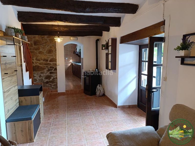 Foto f3e54bc2-7704-4b27-a2ef-5ef5ac0f4ad2. Casa amb calefacció aparcament a Arganza
