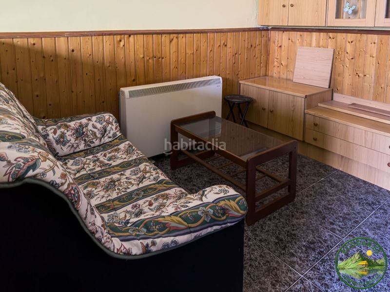Foto b9e89038-39b0-42d4-8d0b-c1c09538a574. Haus mit heizung in Carracedelo
