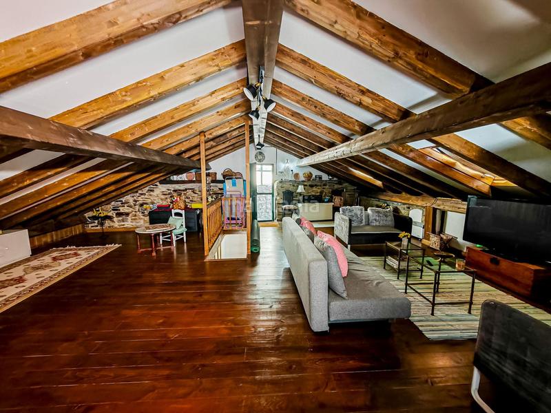 Foto 100031ab-6839-4265-98b5-e644bbd560c4. Maison avec chauffage dans Barjas