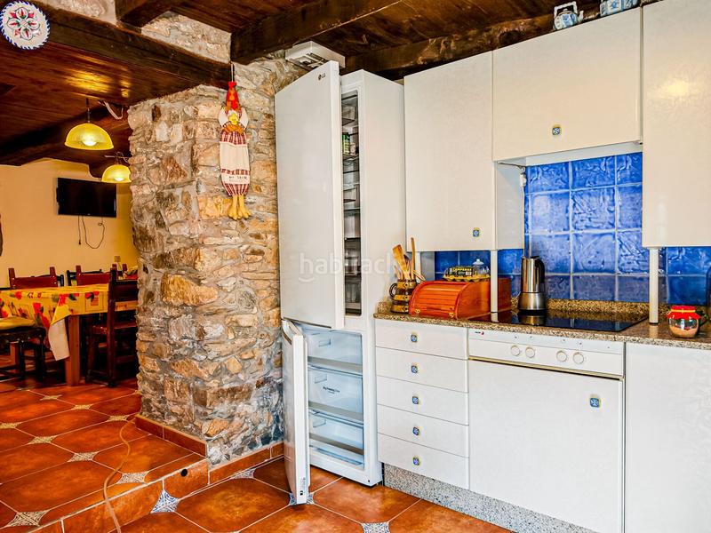 Foto 38937d99-ecb7-4114-ae61-06cd6e9a1a69. Maison avec chauffage dans Barjas