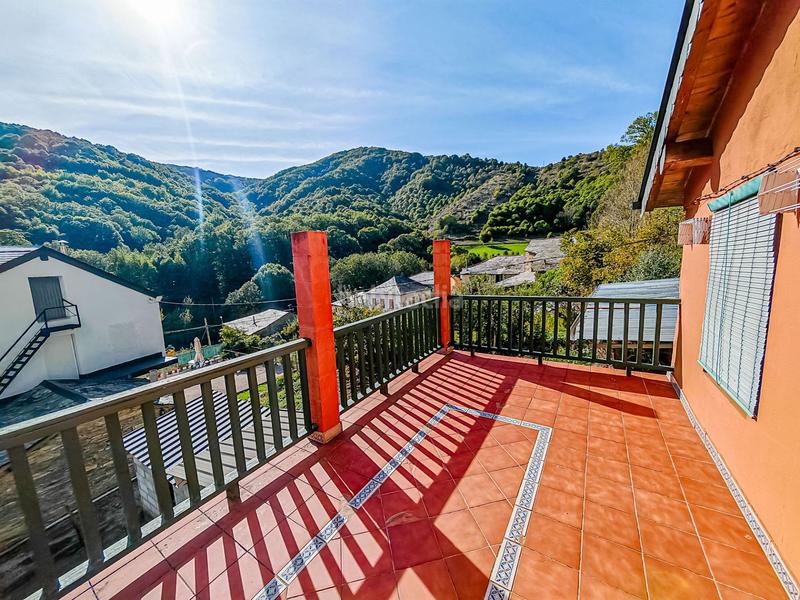 Foto e11b8207-c2d7-446a-b7e7-6b63d8bde267. Maison avec chauffage dans Barjas