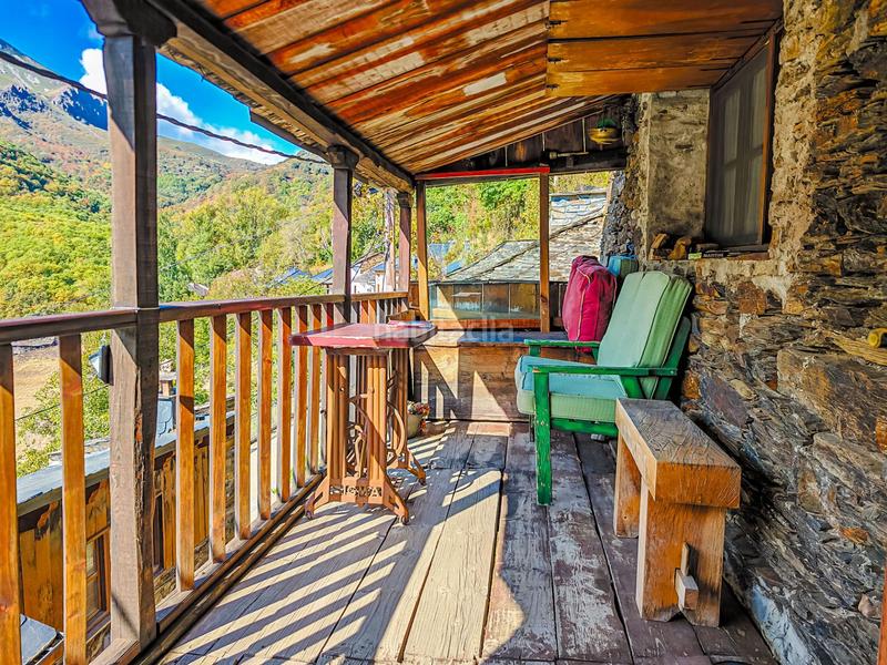 Foto 0eb1b4fe-84aa-476b-9056-0db6a2eb364e. Maison avec chauffage dans Área Rural Sur Ponferrada