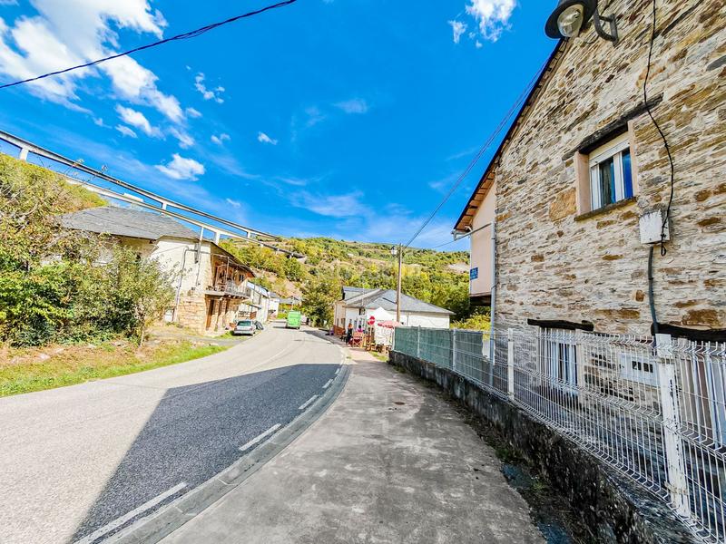 Foto 4a0e6215-2ae9-4cfe-b445-c0f127bce862. Maison dans Vega de Valcarce