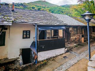 Haus in Área Rural Sur. Casita de piedra de 300 años por solo 40.000