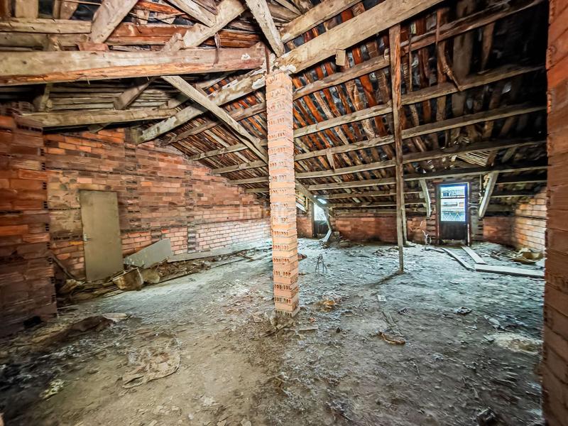 Foto 879a0227-9c71-4d16-922b-97b5aba0a7e7. Pis a Cacabelos