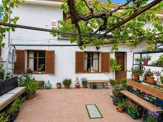 Xalet a Somosaguas. Vivienda unifamiliar en colonia los angeles