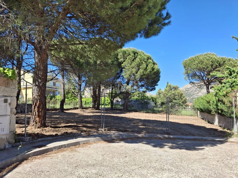Foto 17356e46-e435-4f7a-a014-0c84e22690ba. Terreny residencial a Valdemanco