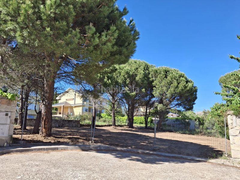 Foto b4777dba-8bc1-4dd9-b586-b5f46a306d2b. Terreny residencial a Valdemanco