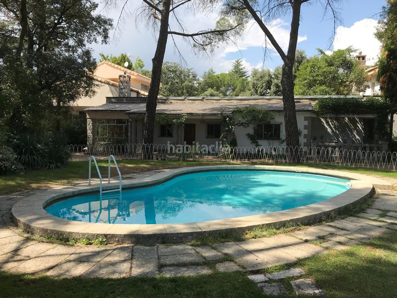 Foto b20f50dc-4839-4229-9e25-669d0f7629b8. Xalet amb calefacció aparcament piscina a Villalba Estación Collado Villalba
