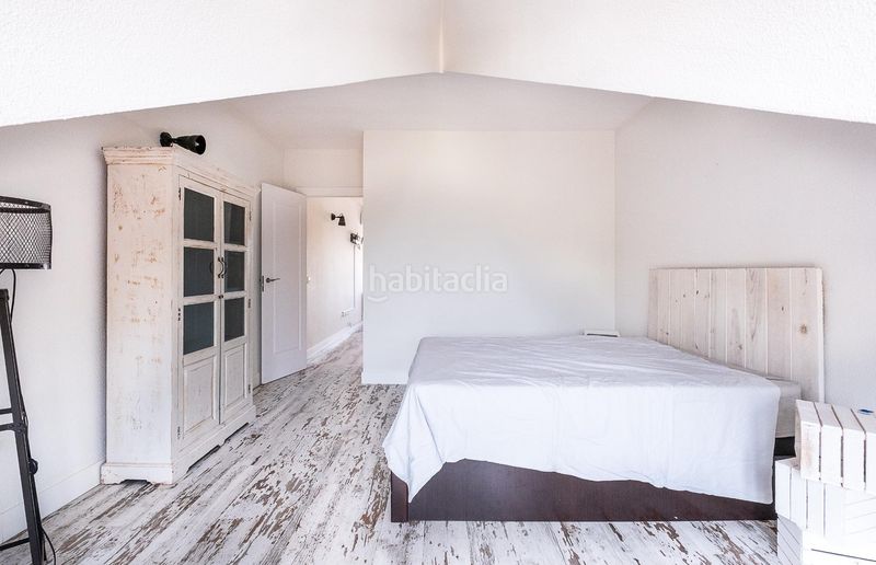 Foto bf622262-cfe1-43f2-af04-ca8f19ba99ac. Casa aparellada amb calefacció aparcament piscina a Guadarrama