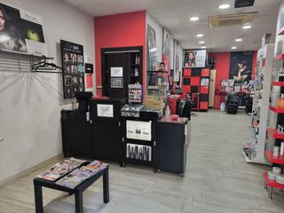 Miete Geschäftsraum in Collado Mediano. Local comercial en funcionamiento en collado mediano