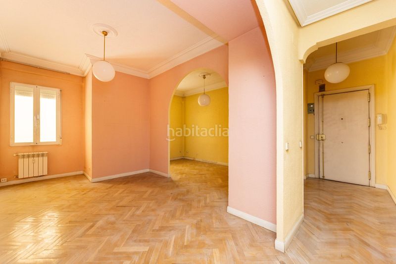 Foto cc9fdebf-9719-44ca-896a-bd5bb9fb1e60. Pis amb calefacció a Ibiza Madrid