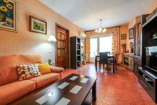 Etagenwohnung in Collado Mediano. Amplio piso de dos dormitorios en collado mediano