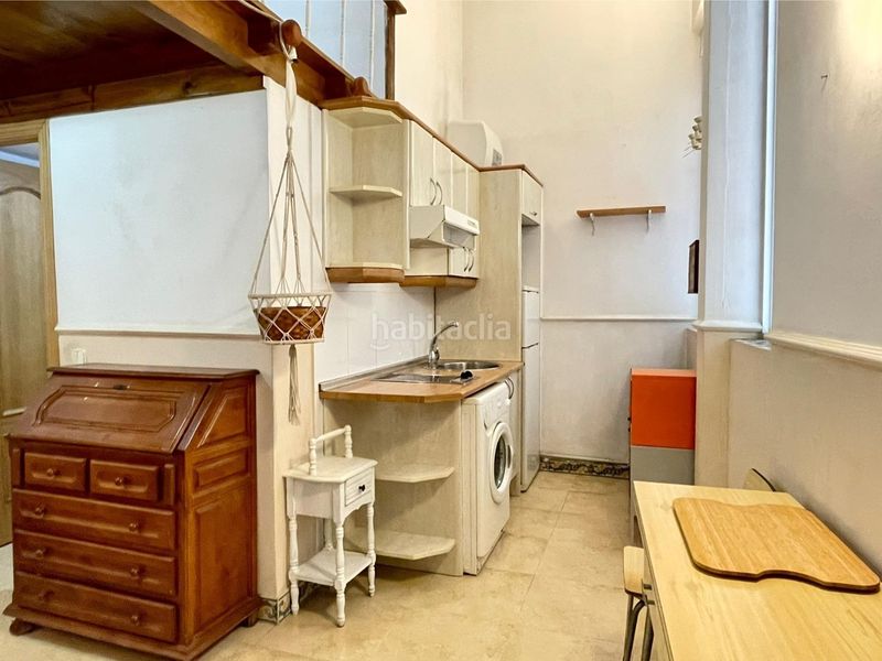 Foto e8f8c914-6b3b-4880-a09a-846592b524b9. Planta baixa amb calefacció a Embajadores-Lavapiés Madrid