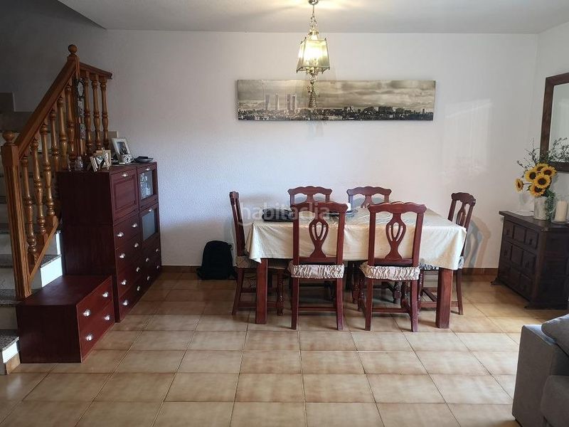 Foto 5404df46-ee5d-4d47-bd2c-b9c3ba94f1ab. Casa adossada amb calefacció aparcament piscina a Galapagar